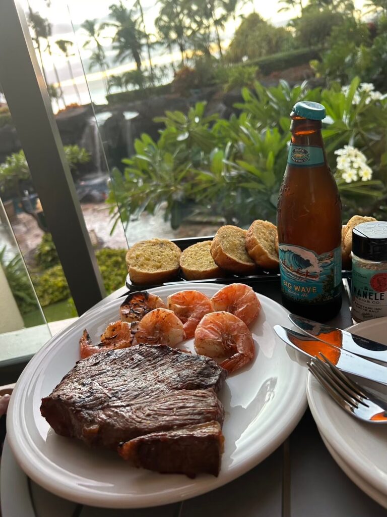 BBQで焼いた肉と海老