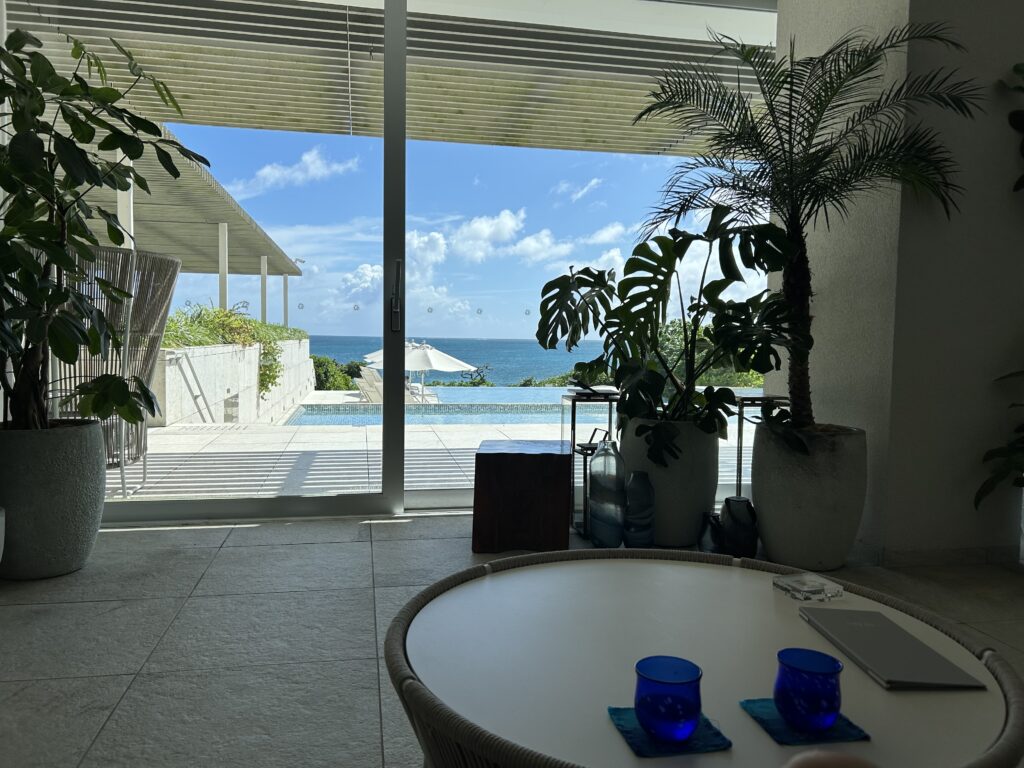 ホテルのロビー