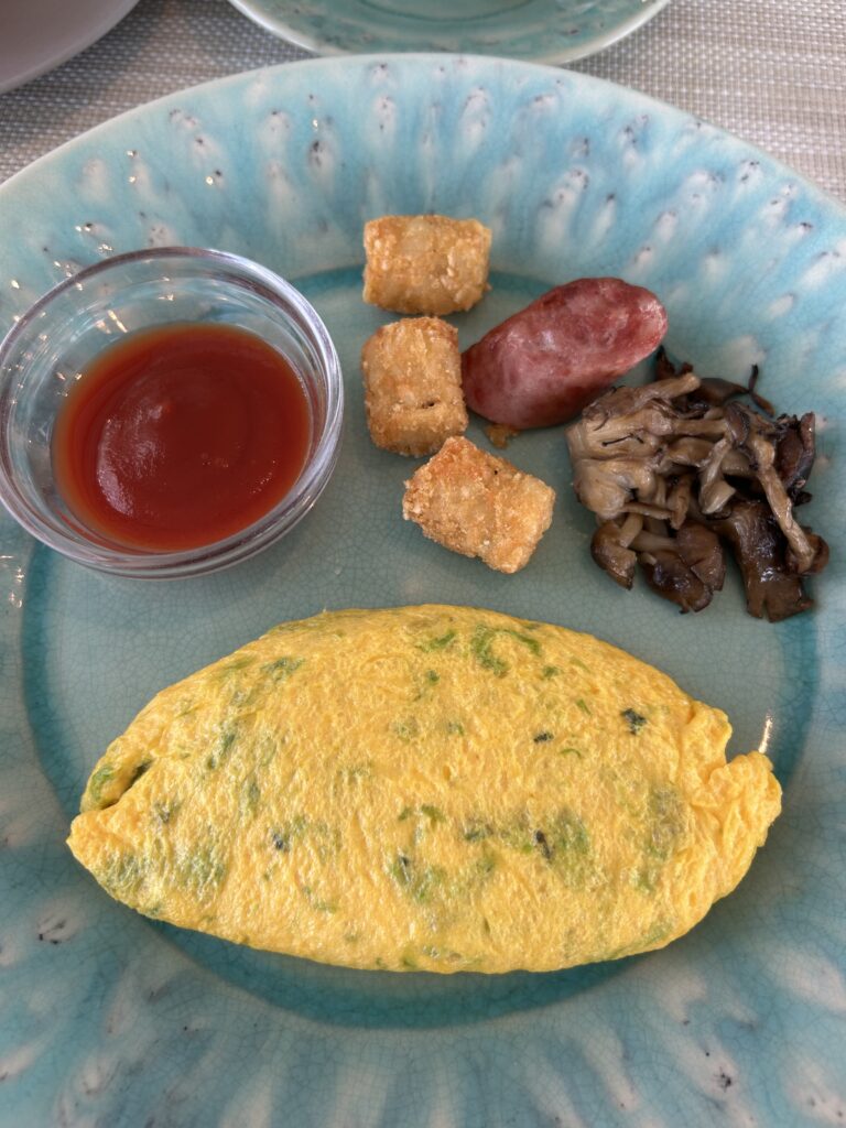 ホテル朝食の一皿